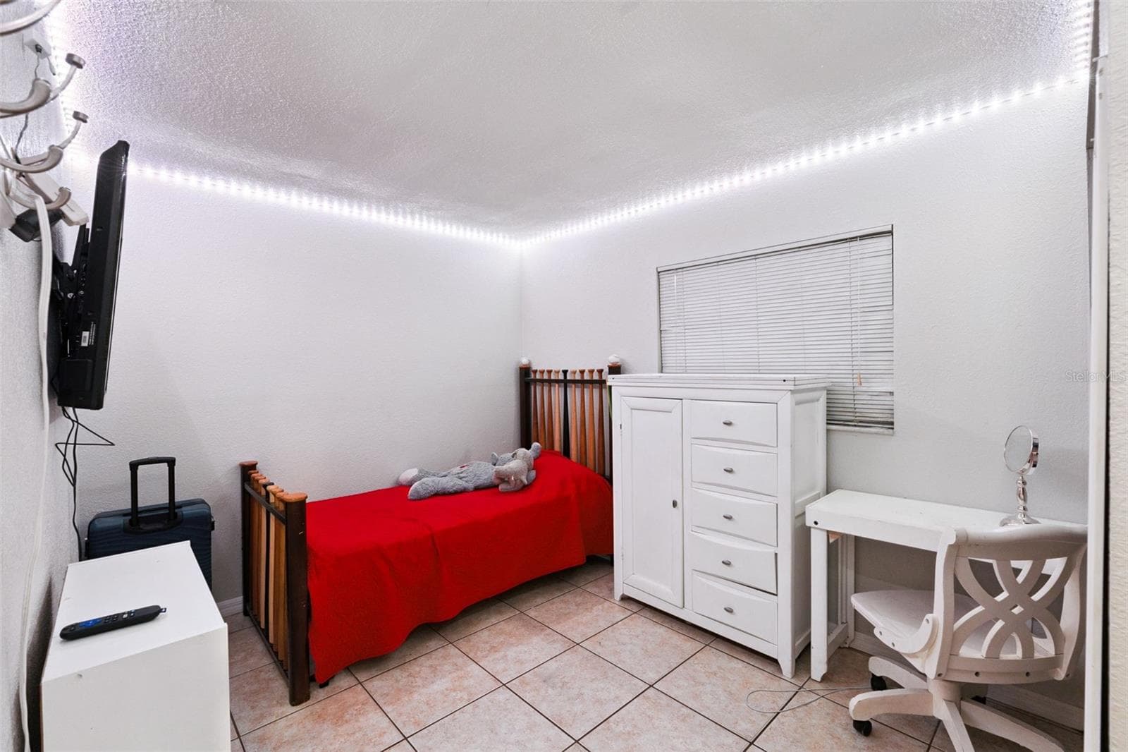 Single Family Residence at 6694 RIVO ALTO AVE, ORLANDO, photo 10 of 19