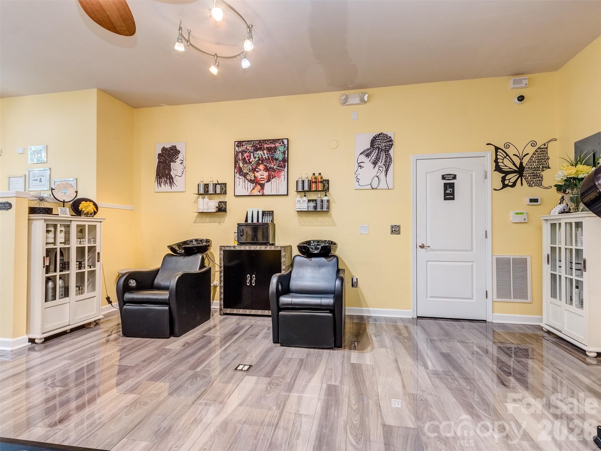 Condominium at 2074 Ayrsley Town Boulevard, Charlotte, photo 16 of 29