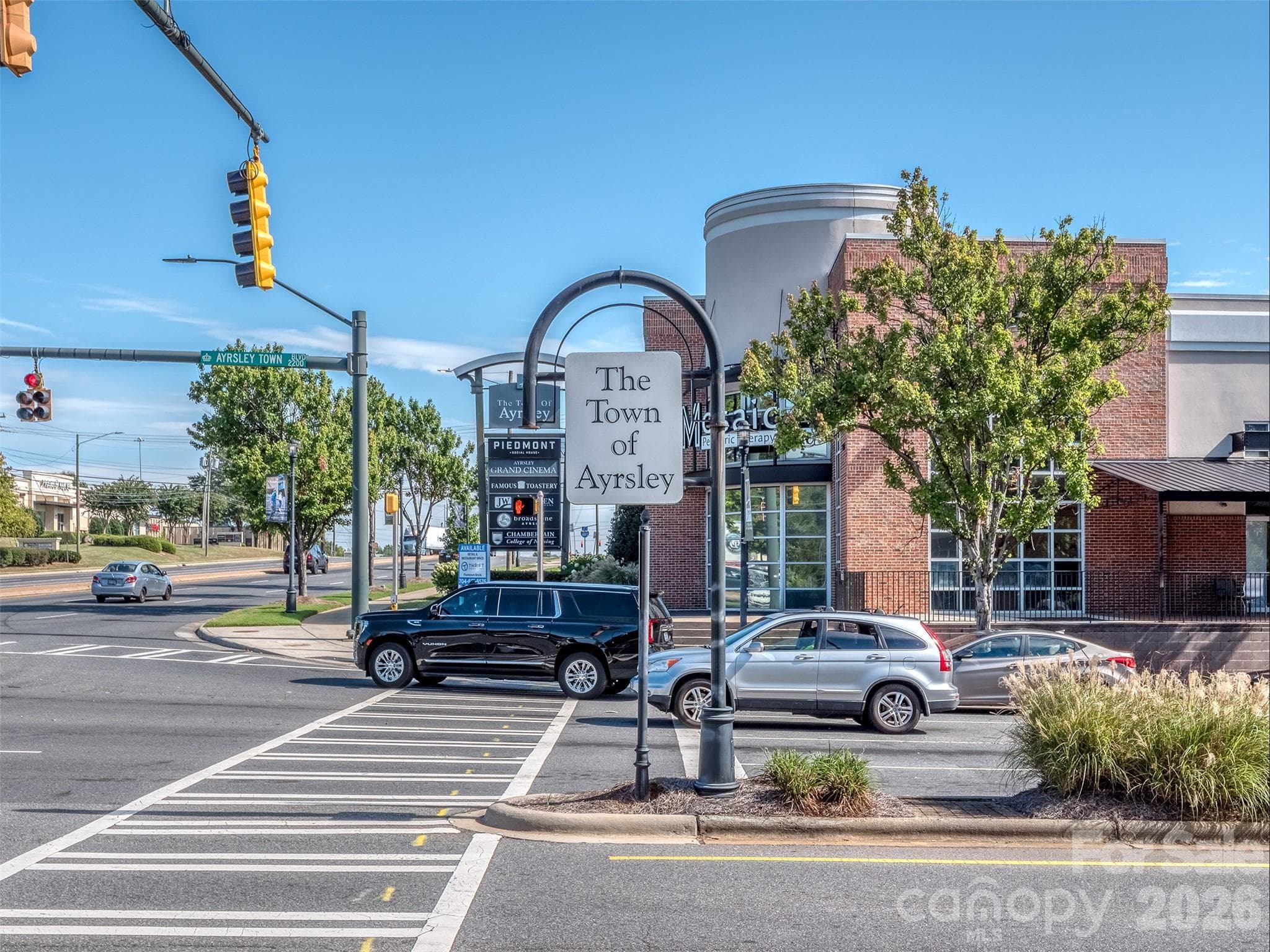 Condominium at 2074 Ayrsley Town Boulevard, Charlotte, photo 28 of 29