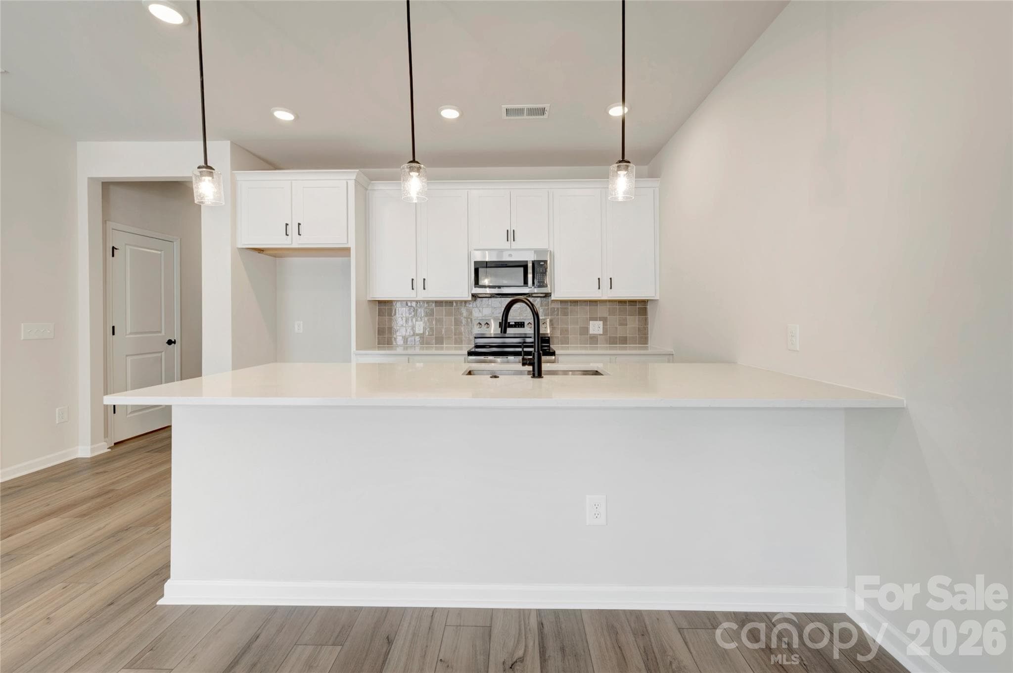 Kitchen peninsula - Charlotte