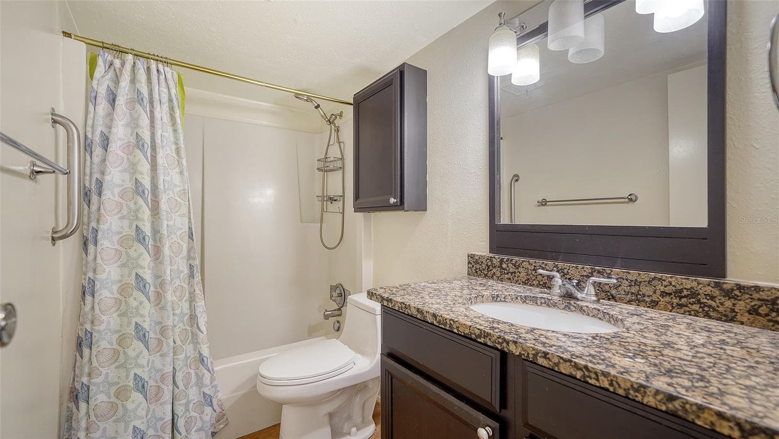Bathroom - 500 N JEFFERSON AVE #B-5, SARASOTA
