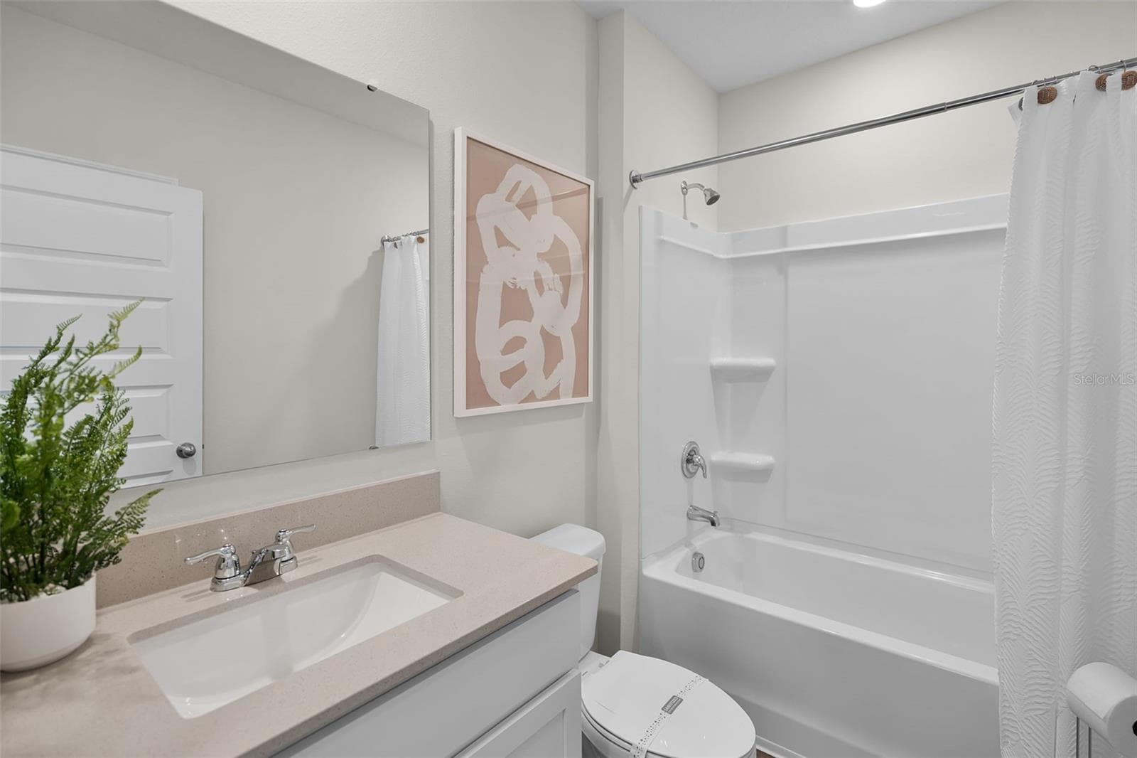 Single Family Residence at 8464 FOX DEN CV, LAKELAND, photo 21 of 35