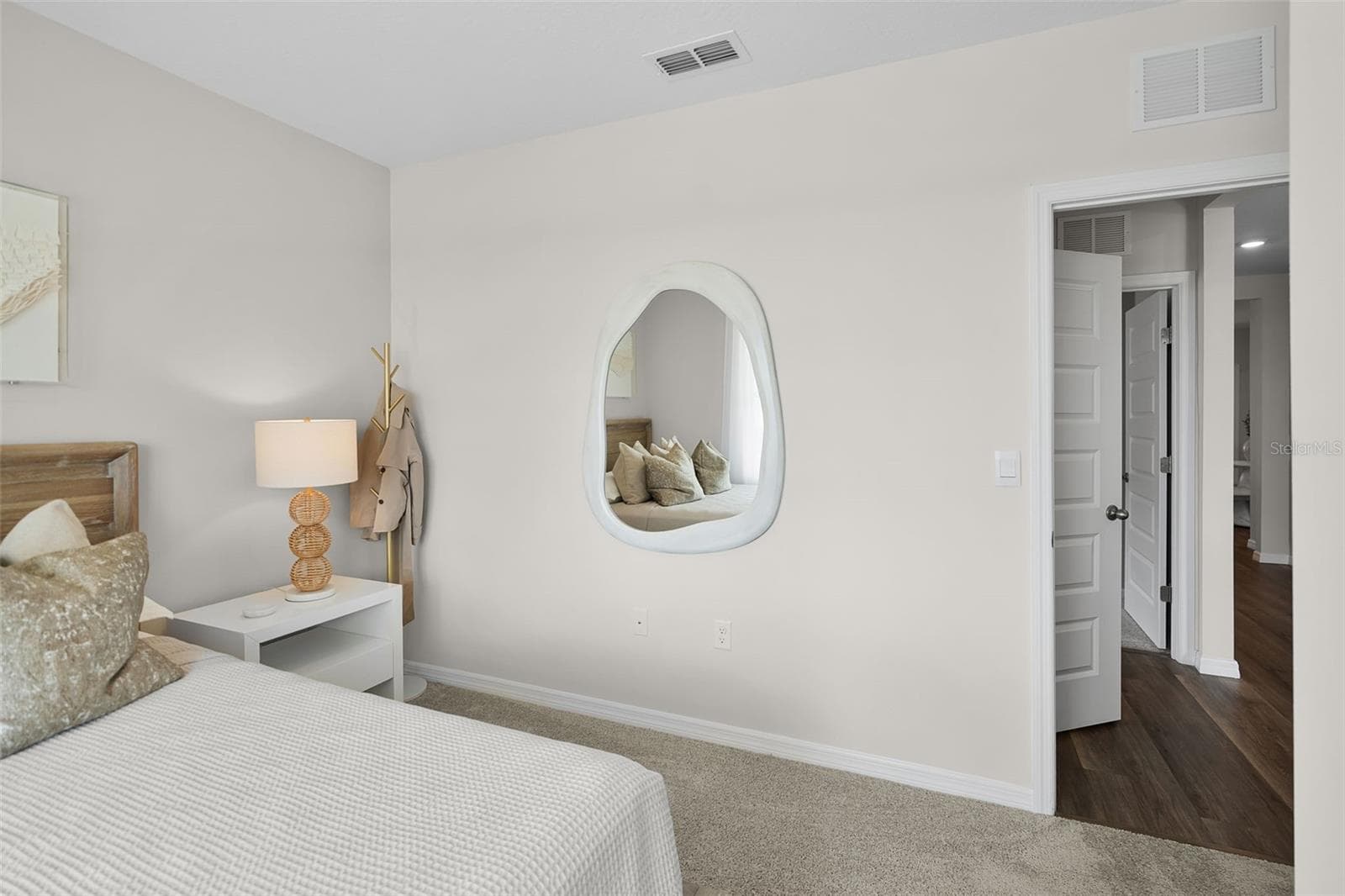Single Family Residence at 8464 FOX DEN CV, LAKELAND, photo 28 of 35