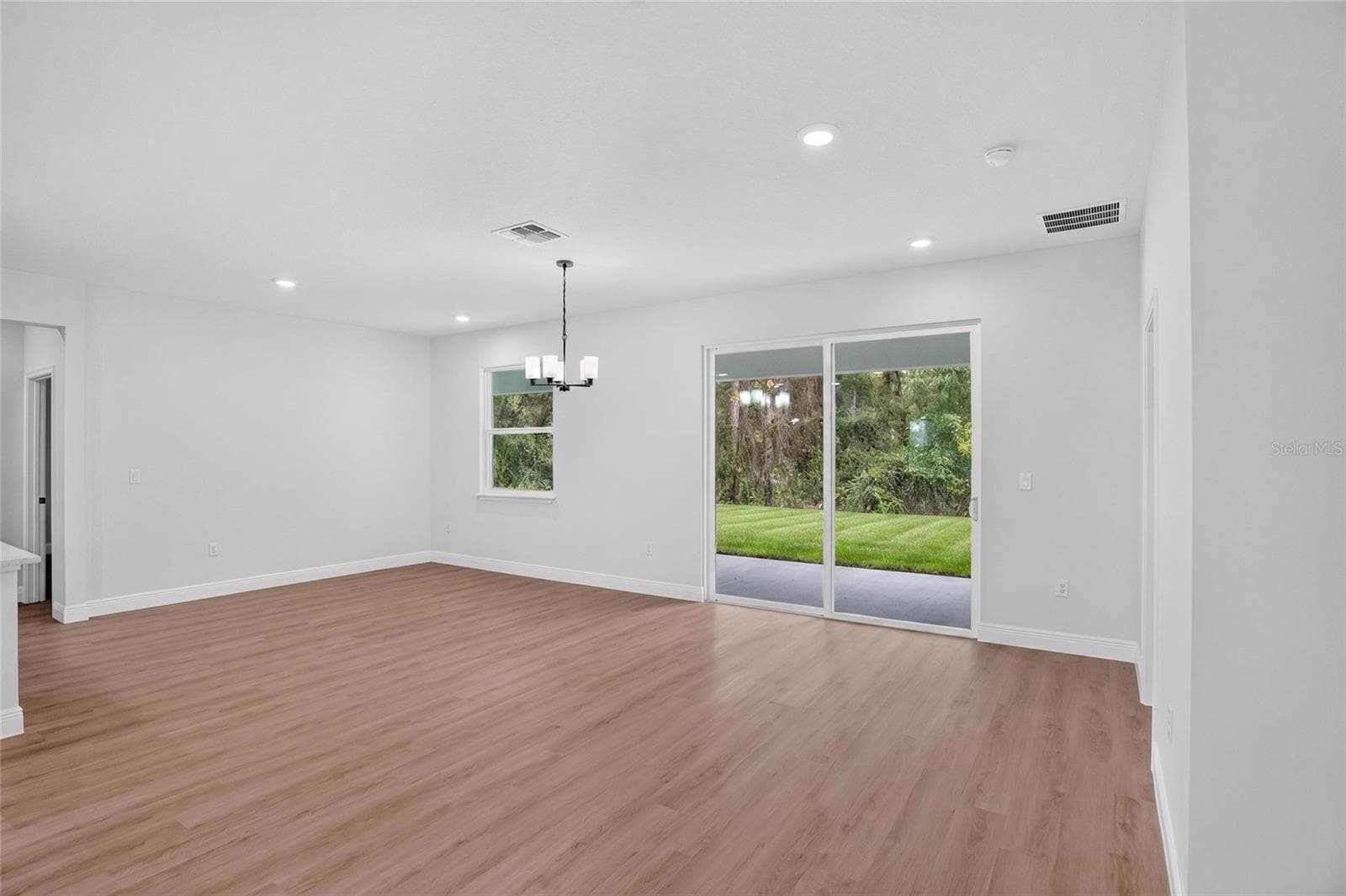 Single Family Residence at 54 DOUGLAS ST, HOMOSASSA, photo 5 of 34