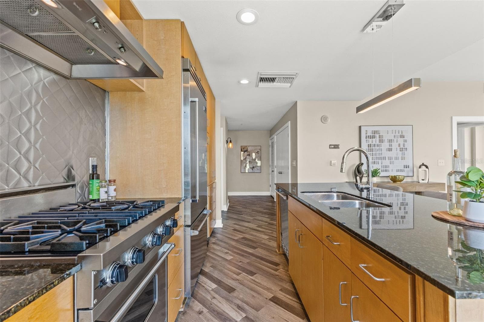 Condominium at 1120 E KENNEDY BLVD #1229, TAMPA, photo 12 of 52