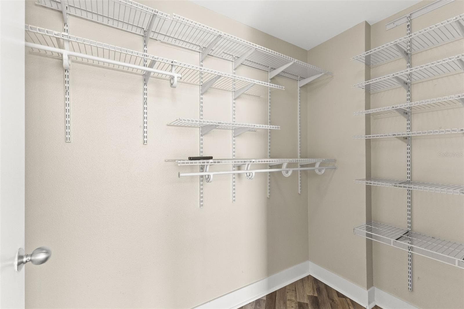 Condominium at 1120 E KENNEDY BLVD #1229, TAMPA, photo 32 of 52