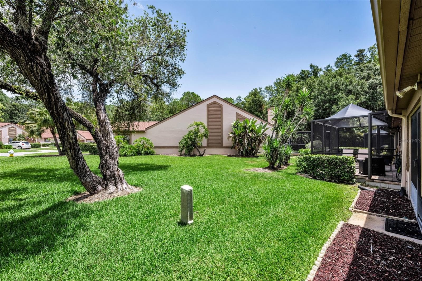 Villa at 3477 HILLMOOR DR, PALM HARBOR, photo 41 of 58