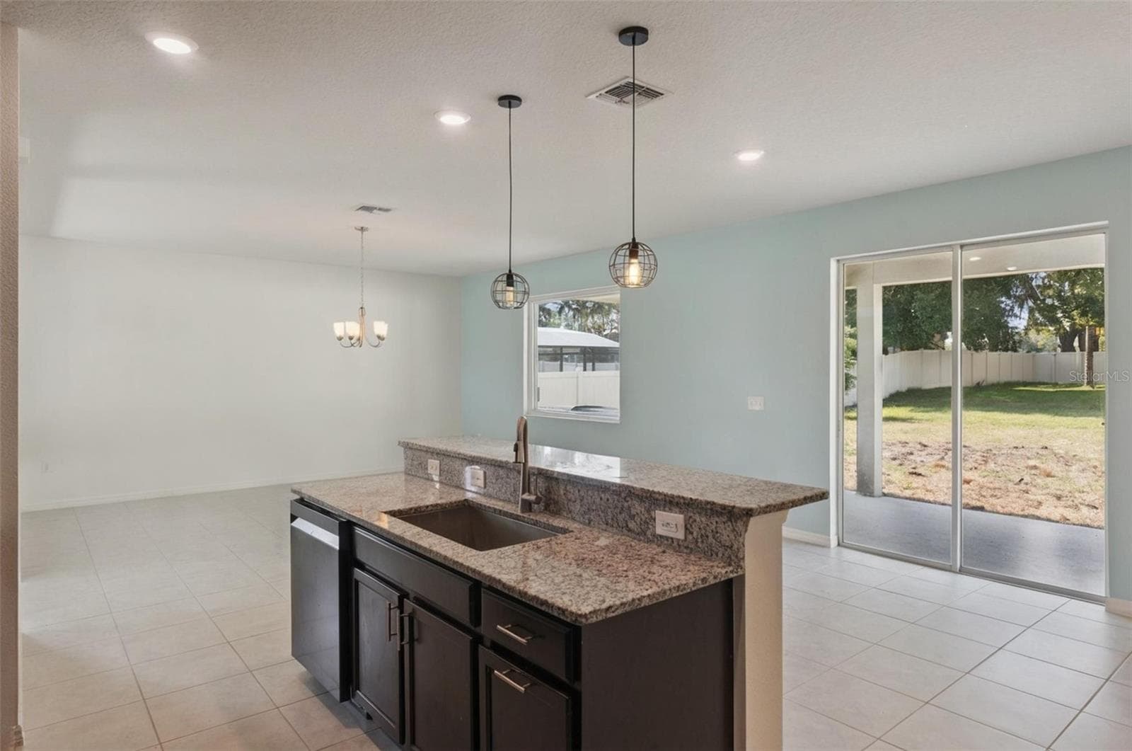 Kitchen - 15898 BRADICKS CT, CLERMONT