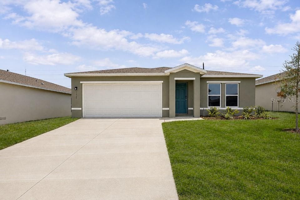 3521 DAHLIA DR