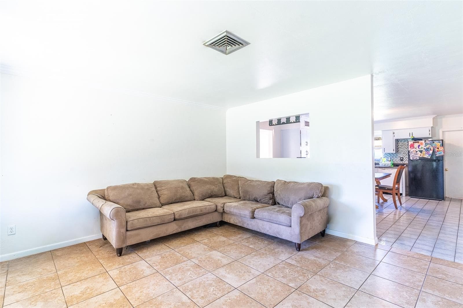 Single Family Residence at 1500 AVENUE H NE, WINTER HAVEN, photo 3 of 33