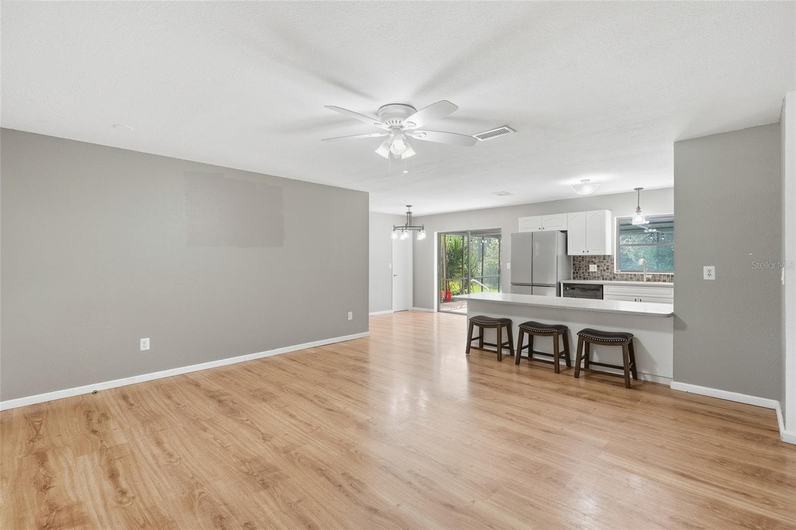 Single Family Residence at 28265 MORNINGSIDE DR, PUNTA GORDA, photo 10 of 39