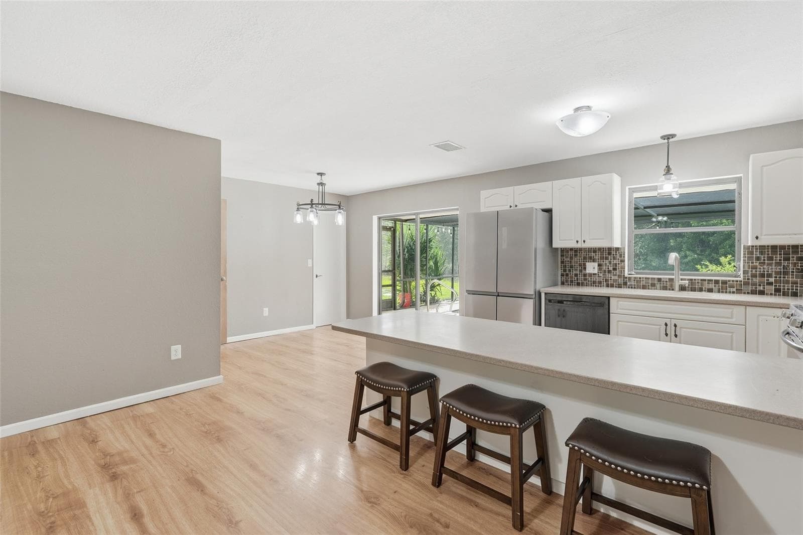Single Family Residence at 28265 MORNINGSIDE DR, PUNTA GORDA, photo 11 of 39