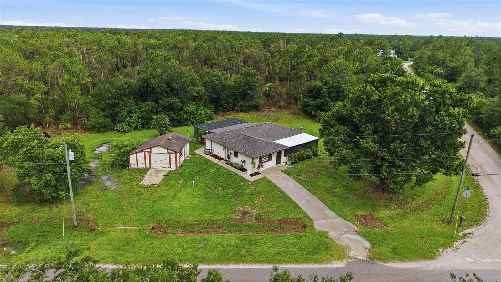 Single Family Residence at 28265 MORNINGSIDE DR, PUNTA GORDA, photo 38 of 39