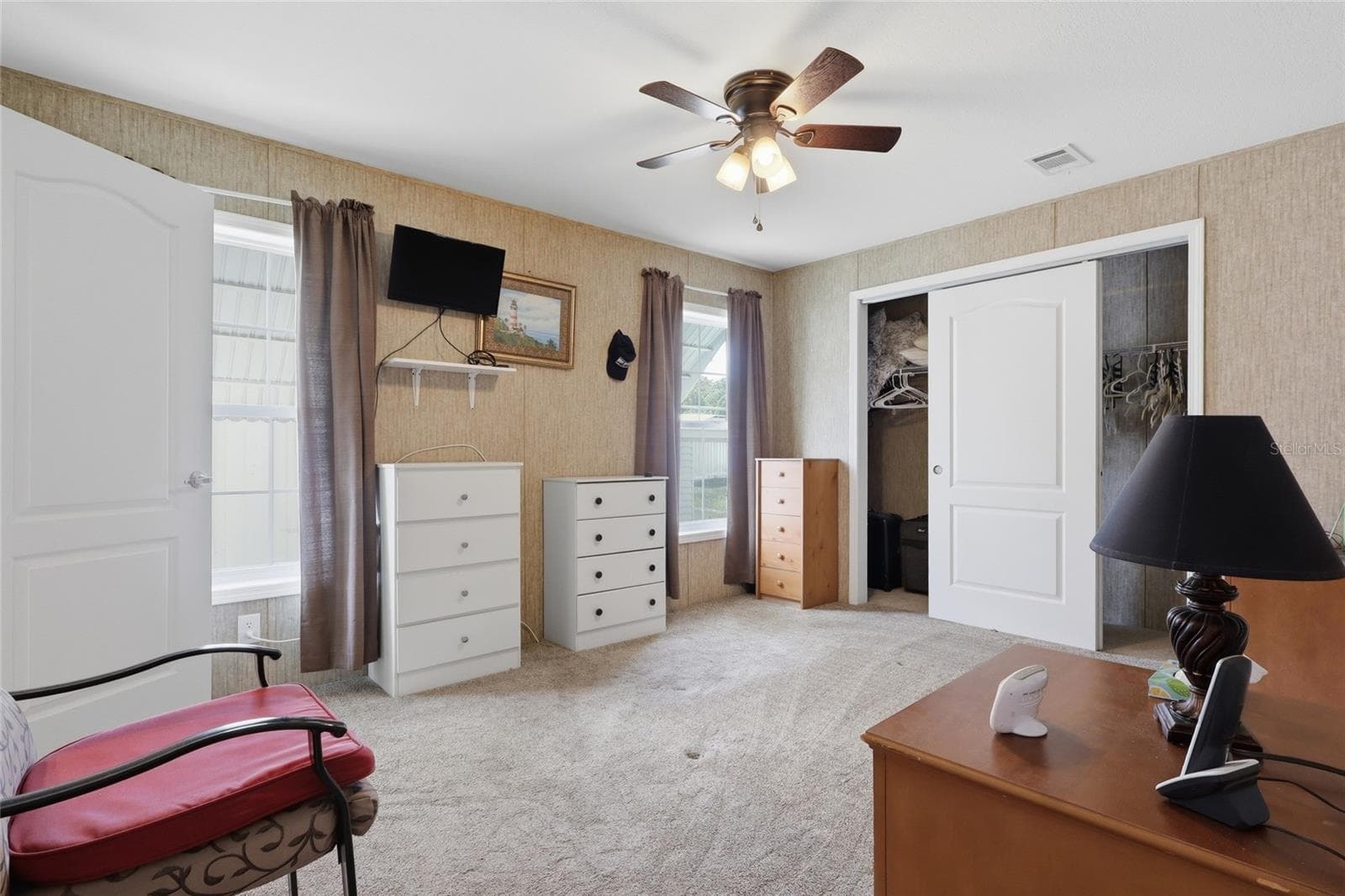 Manufactured Home at 38745 NEW JERSEY AVE, ZEPHYRHILLS, photo 11 of 23