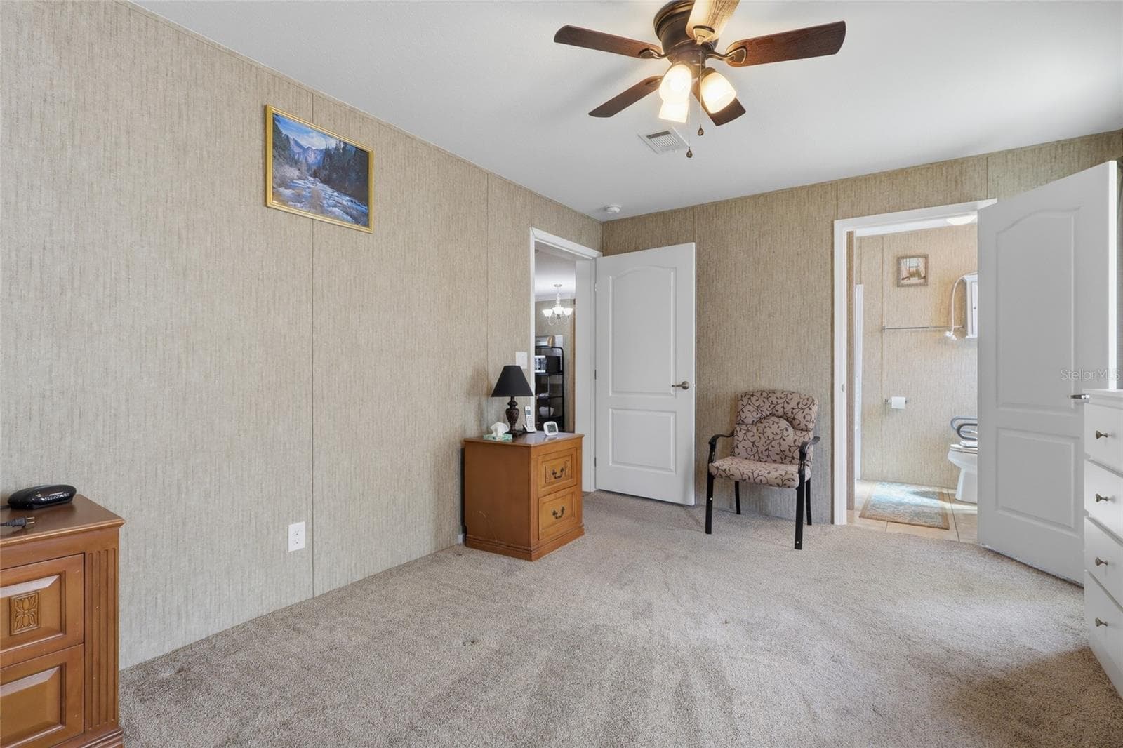 Manufactured Home at 38745 NEW JERSEY AVE, ZEPHYRHILLS, photo 13 of 23
