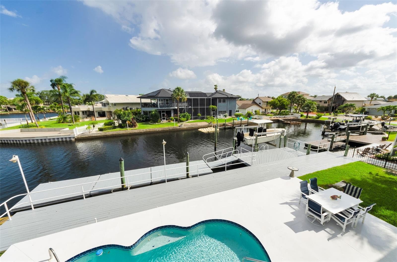 36-foot floating dock and 10,000 lb boat lift - 8001 BRIGHTON DR, PORT RICHEY