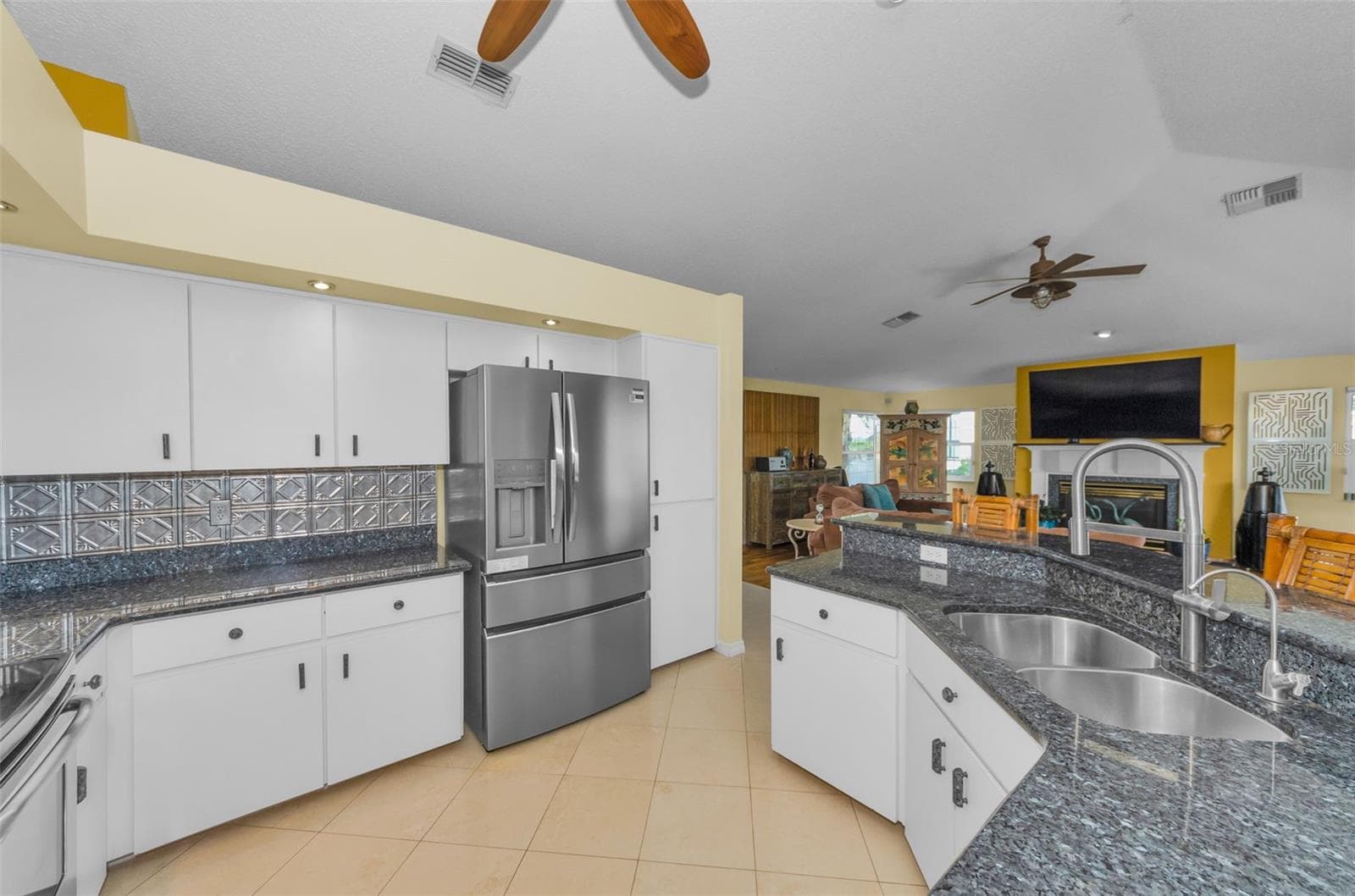 Single Family Residence at 8001 BRIGHTON DR, PORT RICHEY, photo 35 of 100