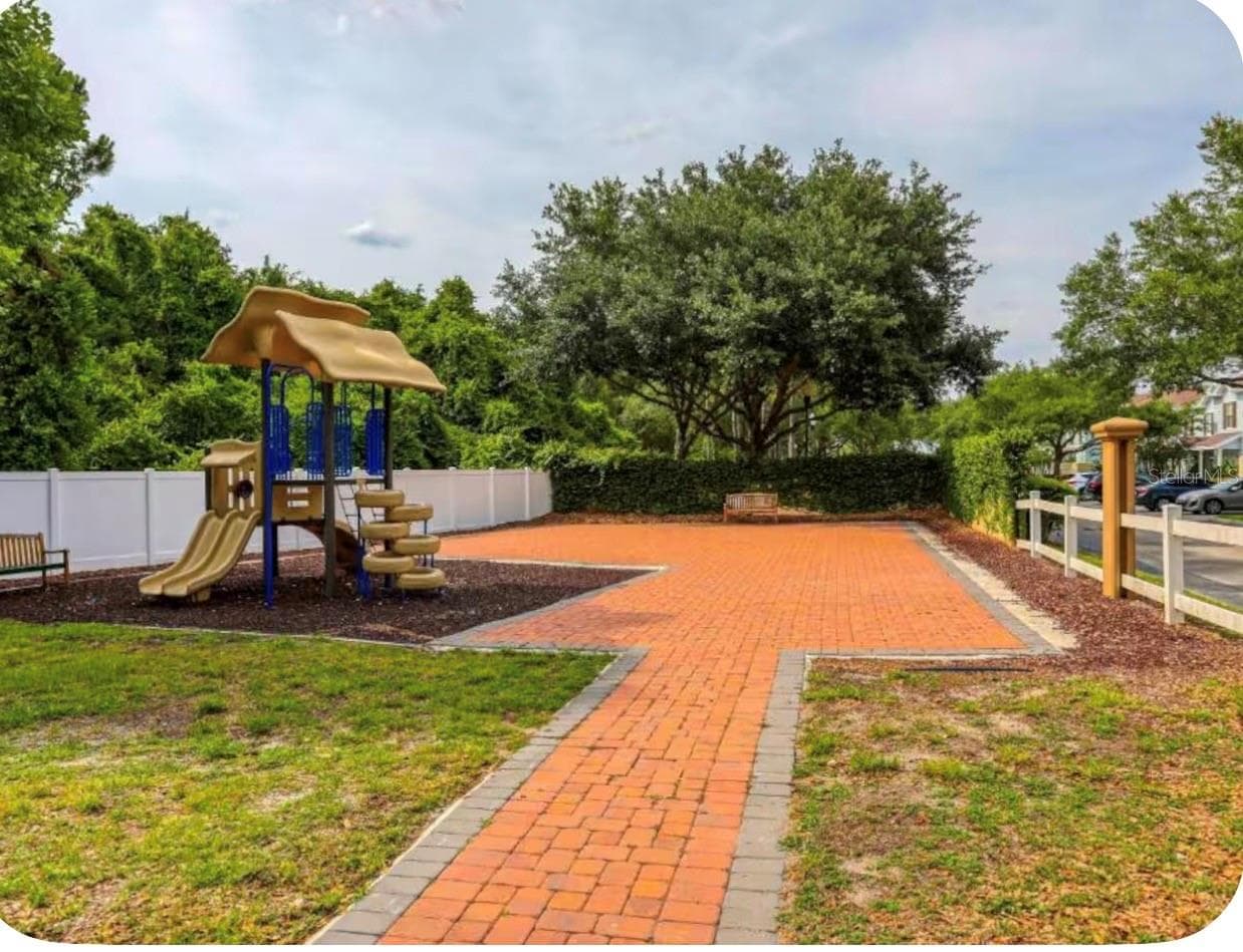 Townhouse at 2903 EDENSHIRE WAY #102, KISSIMMEE, photo 52 of 59