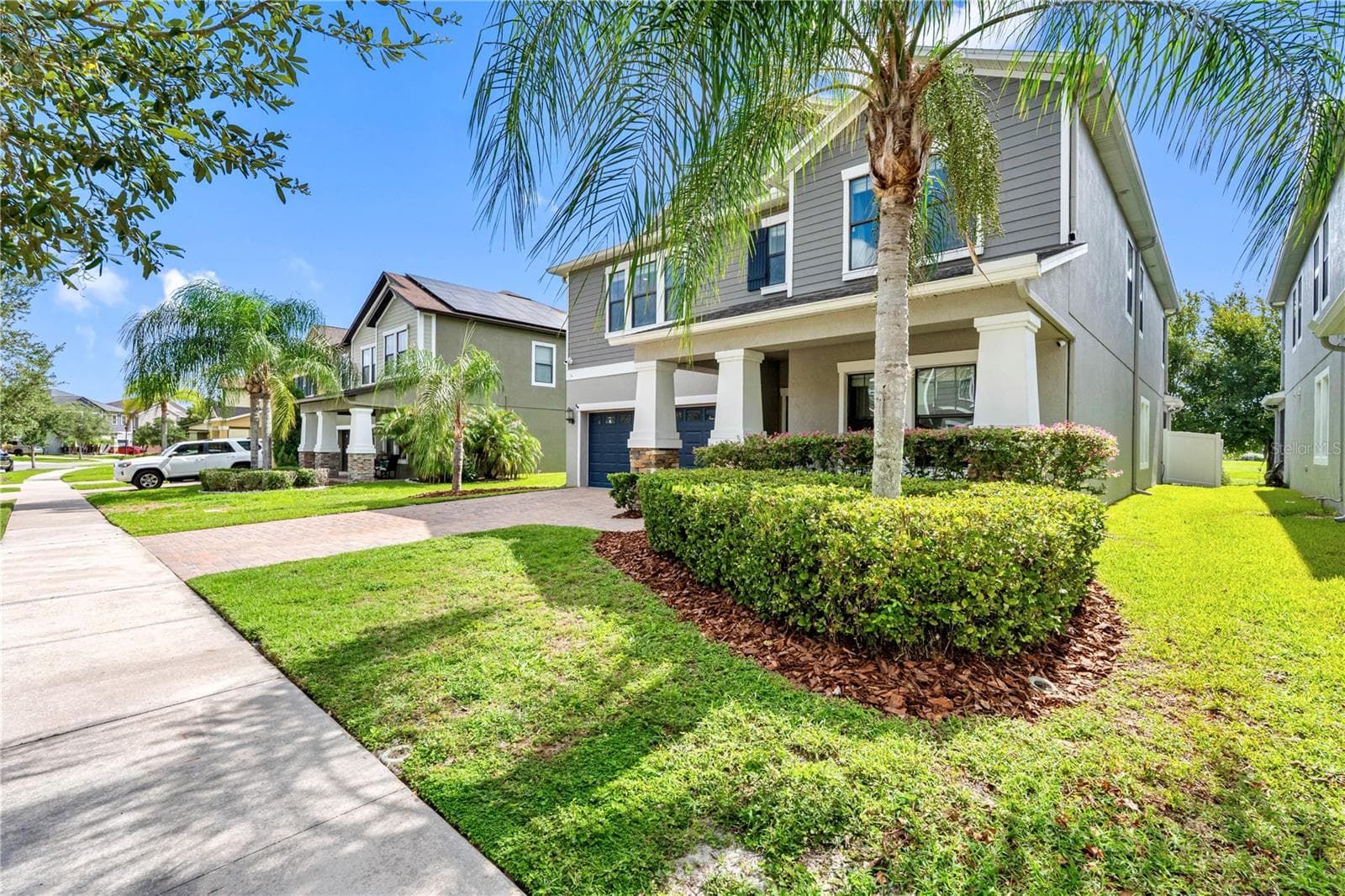 House front - 19343 PADDOCK VIEW DR, TAMPA