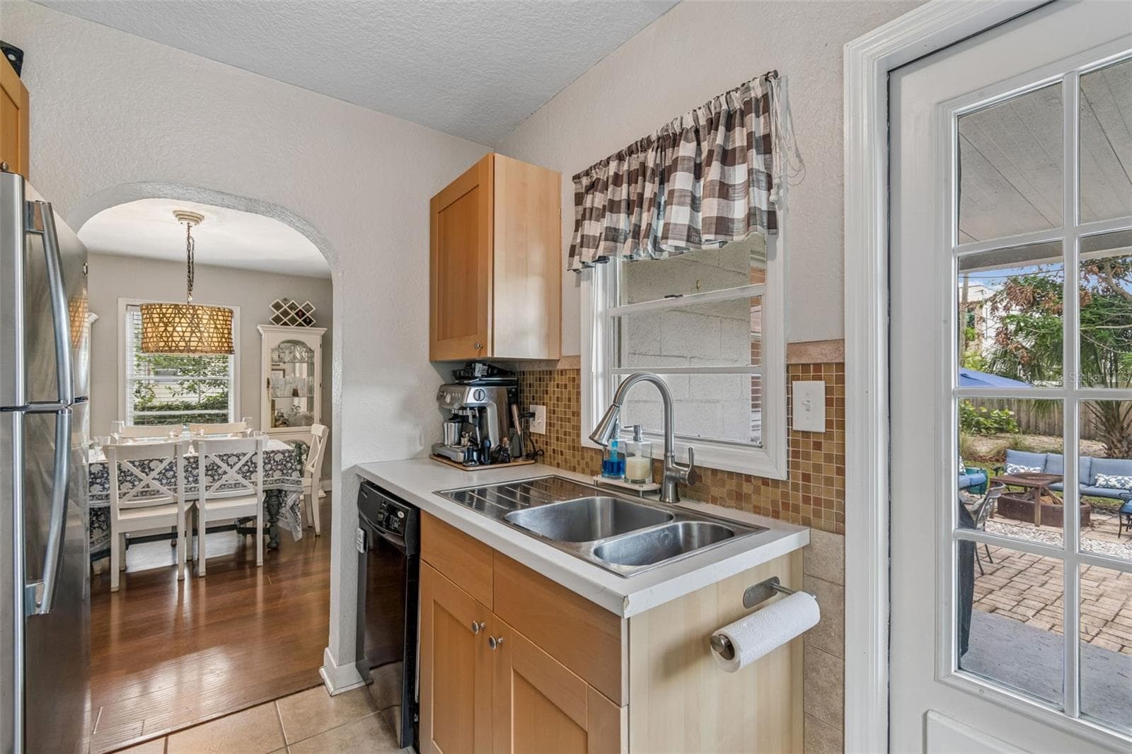 Single Family Residence at 2914 N WOODROW AVE, TAMPA, photo 16 of 43
