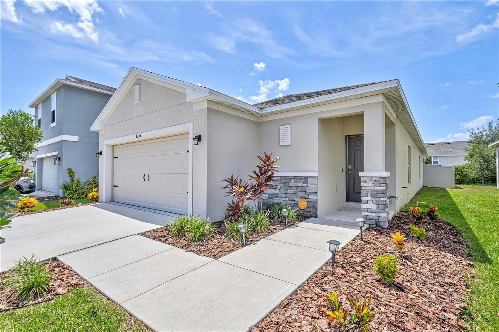 Fenced backyard. Screened in lanai - 6255 SPRINGMONT LOOP, PALMETTO