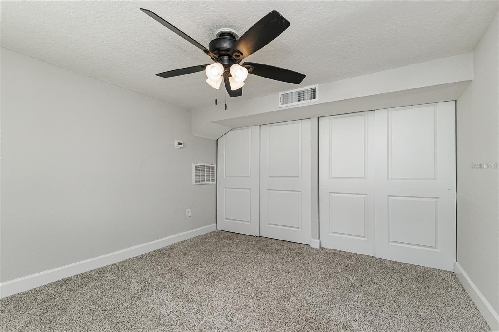 Single Family Residence at 526 VICTORIA BLVD, AUBURNDALE, photo 9 of 19