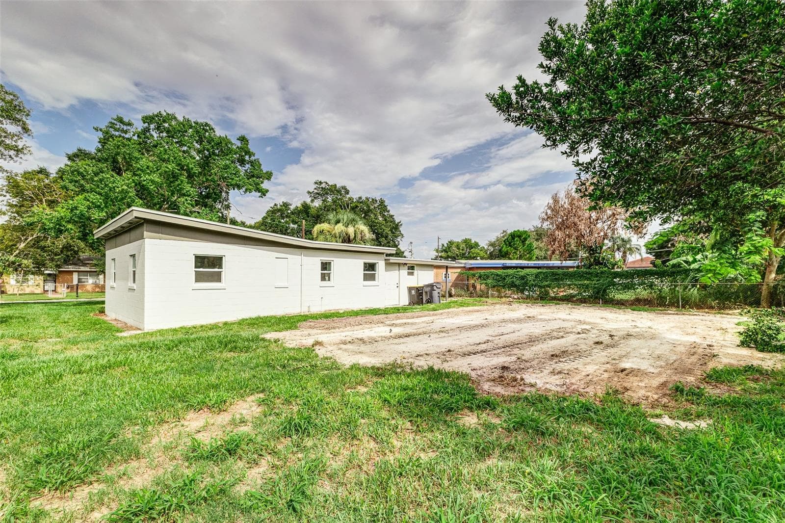 Single Family Residence at 526 VICTORIA BLVD, AUBURNDALE, photo 17 of 19