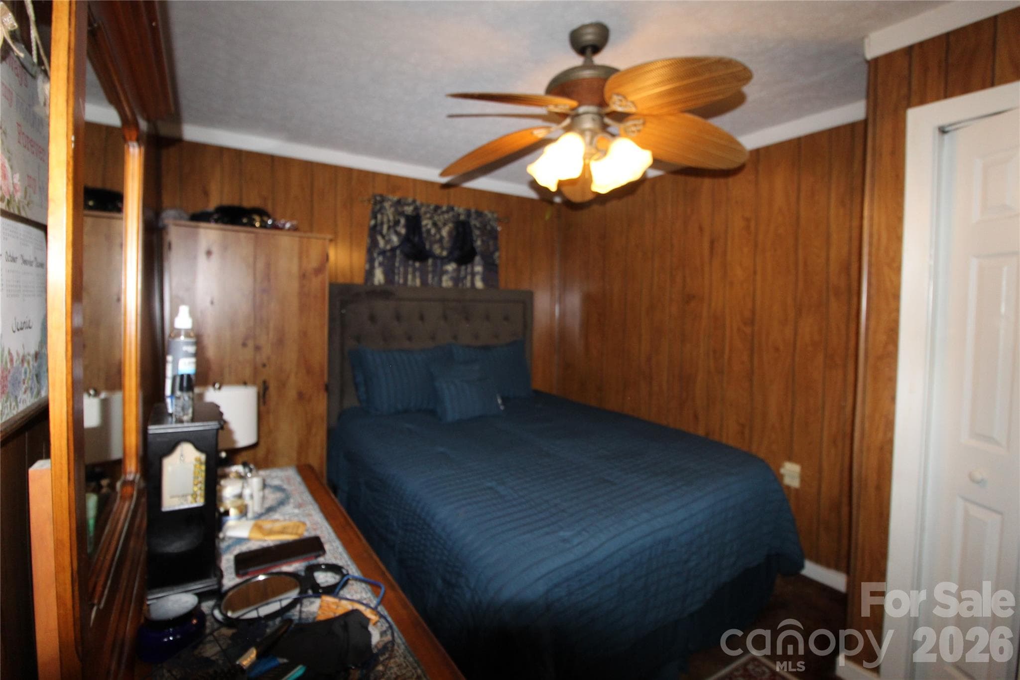 Single Family Residence at 438 Folk Street NW, Lenoir, photo 9 of 26