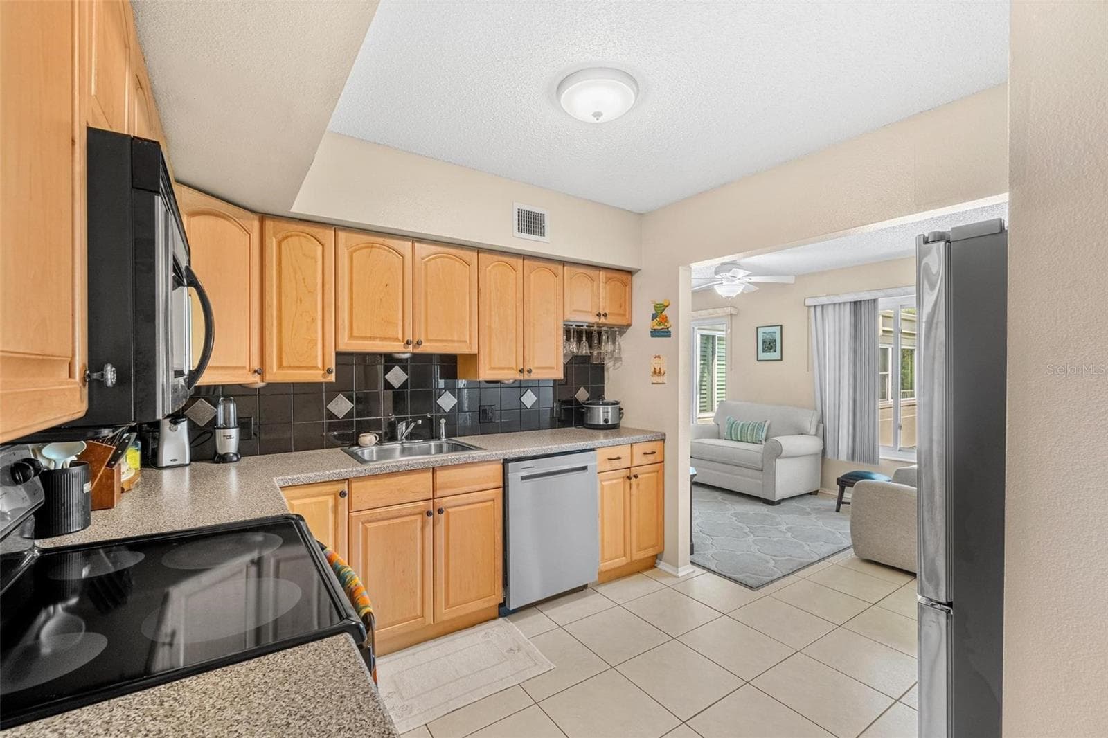 Condominium at 2440 WORLD PARKWAY BLVD #52, CLEARWATER, photo 8 of 40