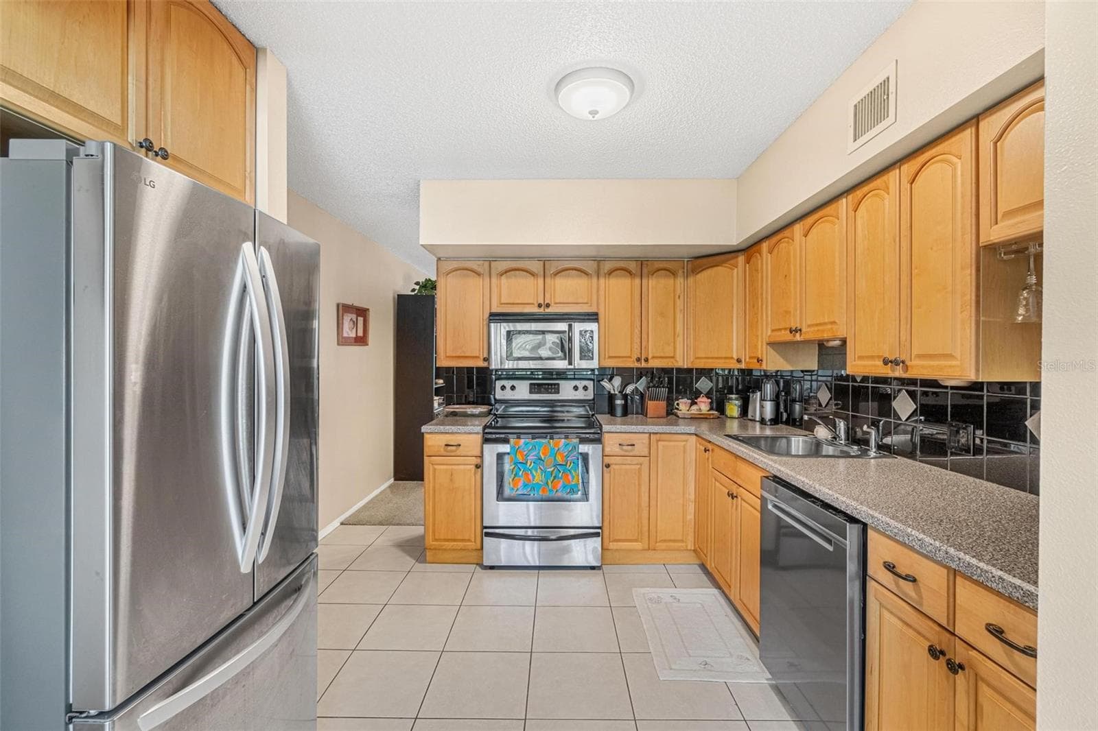 Condominium at 2440 WORLD PARKWAY BLVD #52, CLEARWATER, photo 9 of 40