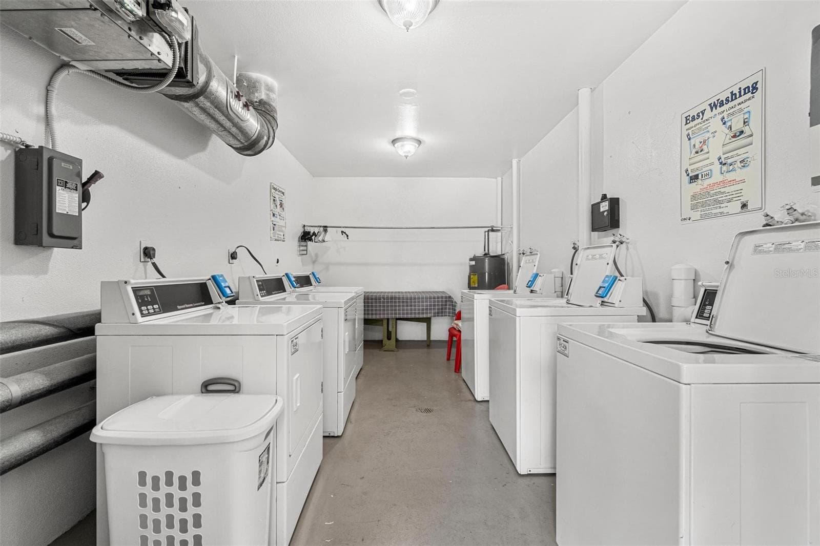 Condominium at 2440 WORLD PARKWAY BLVD #52, CLEARWATER, photo 18 of 40