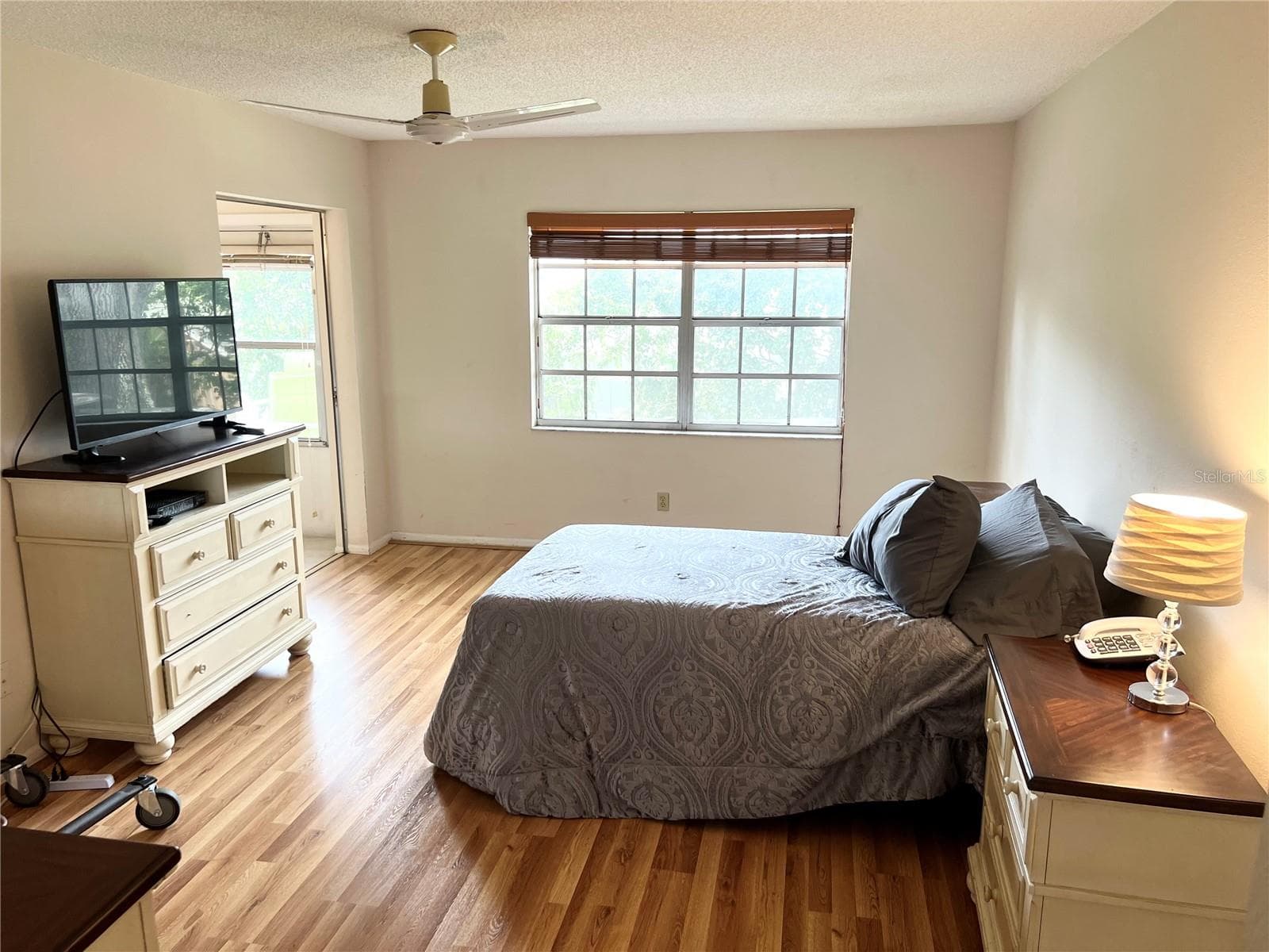 Condominium at 2297 LARK CIR E #C, PALM HARBOR, photo 13 of 25