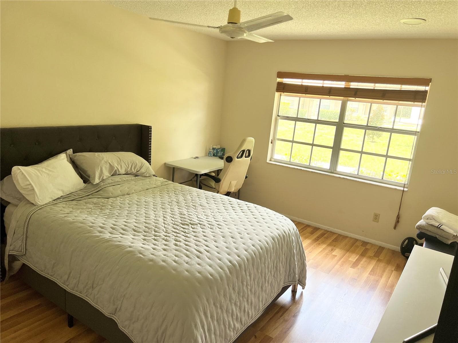 Condominium at 2297 LARK CIR E #C, PALM HARBOR, photo 17 of 25
