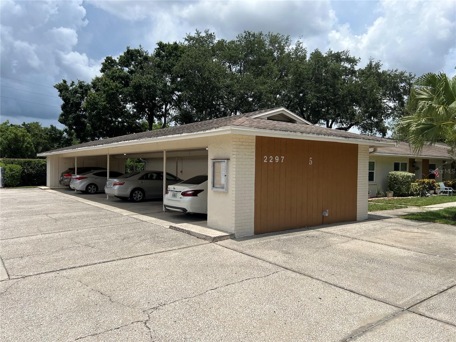 Condominium at 2297 LARK CIR E #C, PALM HARBOR, photo 20 of 25