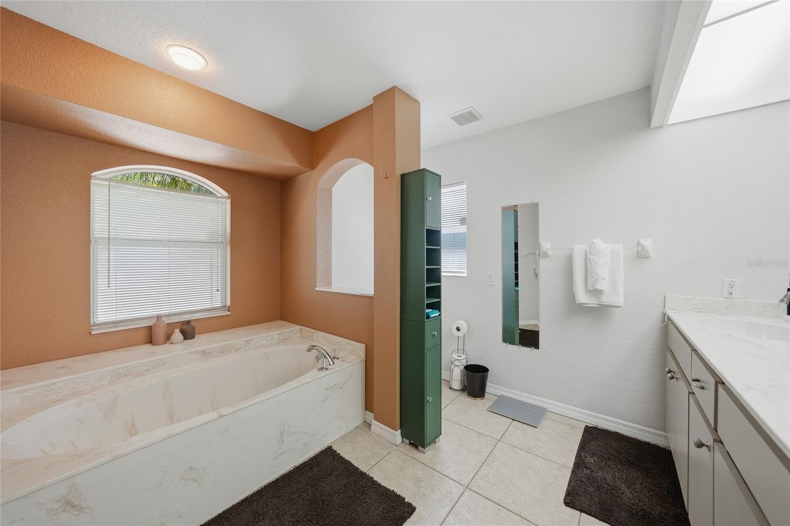 Single Family Residence at 3047 DAFFODIL TER, PUNTA GORDA, photo 15 of 35