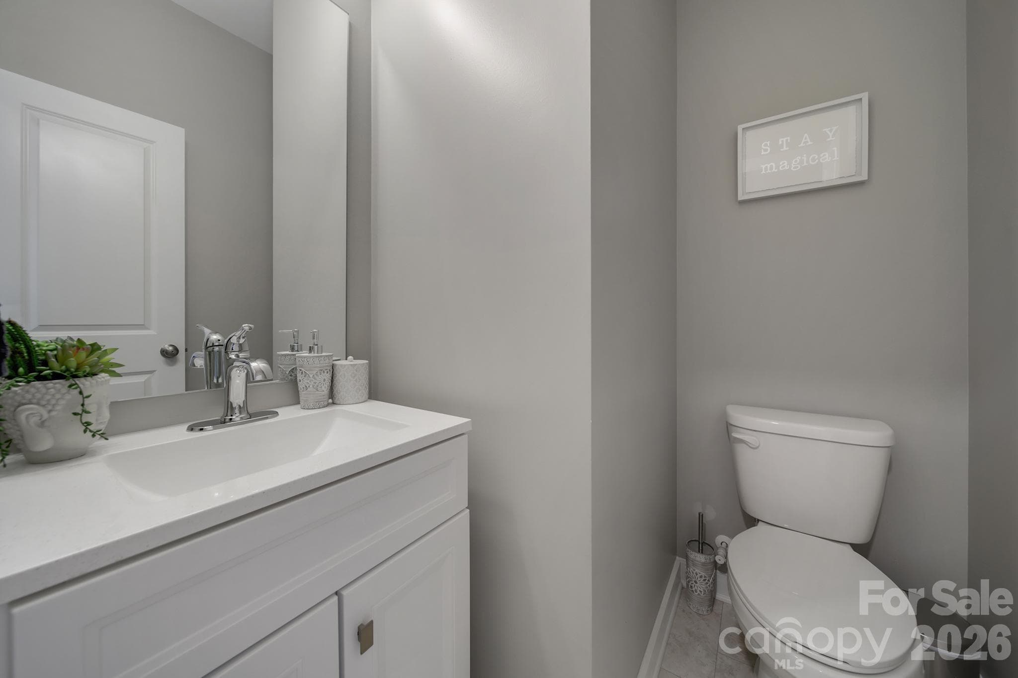 Single Family Residence at 644 Synclaire Place, Rock Hill, photo 12 of 38