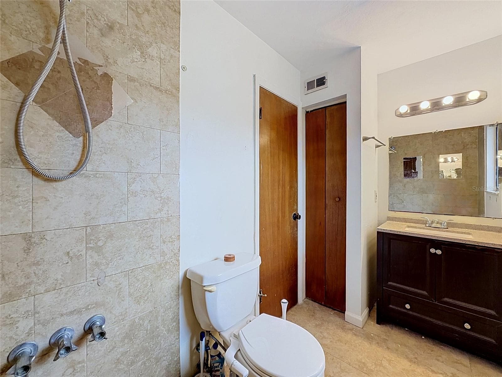Condominium at 2508 SW 35TH PL #A6, GAINESVILLE, photo 14 of 19