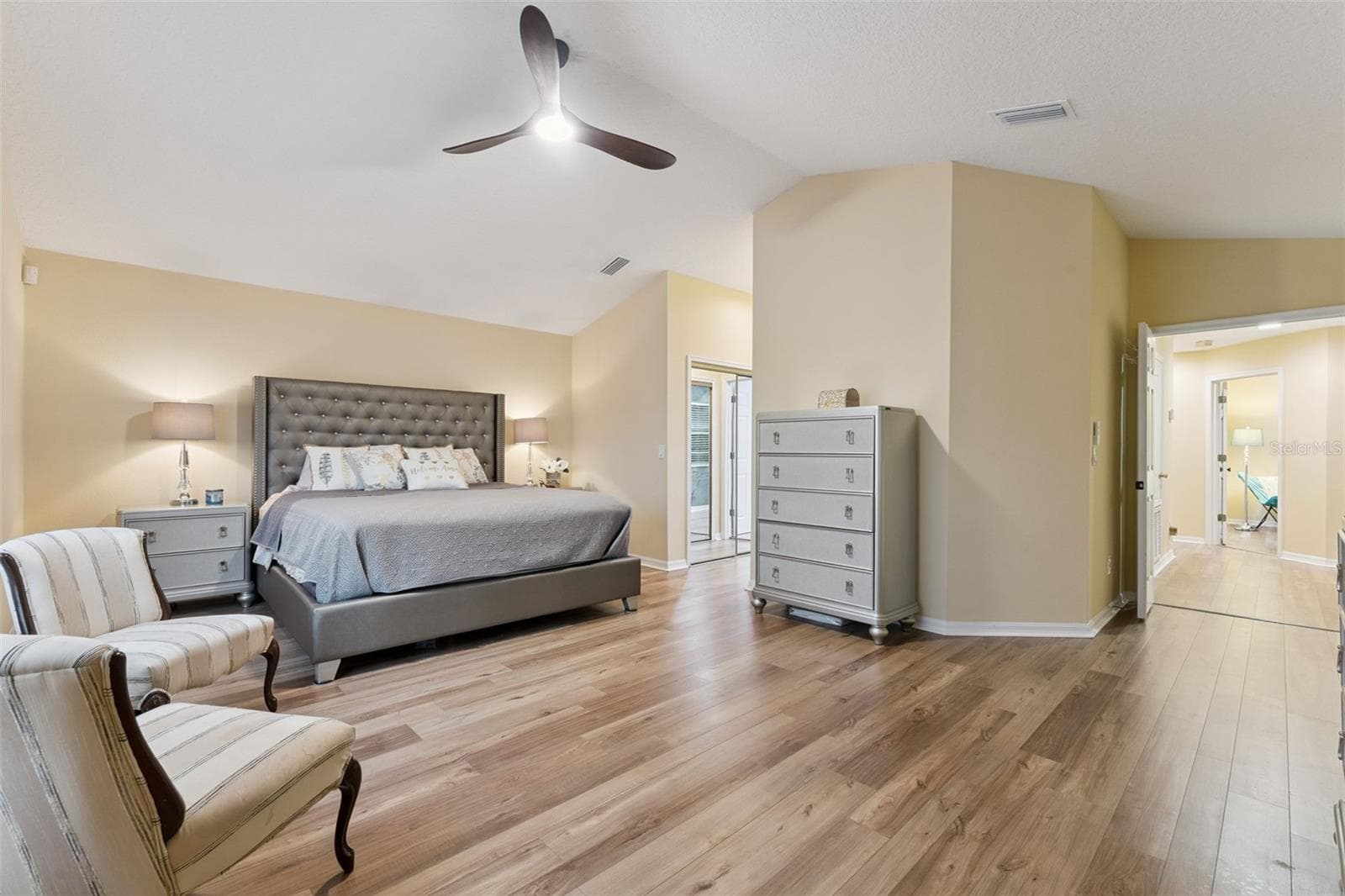 Primary Bedroom - 8355 DIAMOND COVE CIR, ORLANDO