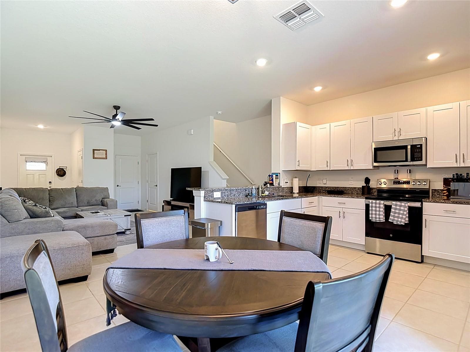 Townhouse at 32067 SPICEBERRY ST, SAN ANTONIO, photo 7 of 55