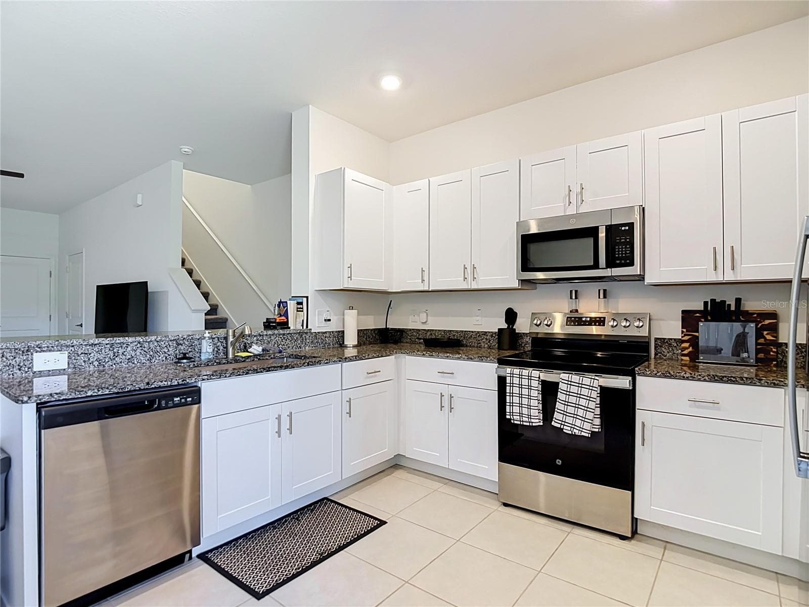 Townhouse at 32067 SPICEBERRY ST, SAN ANTONIO, photo 11 of 55