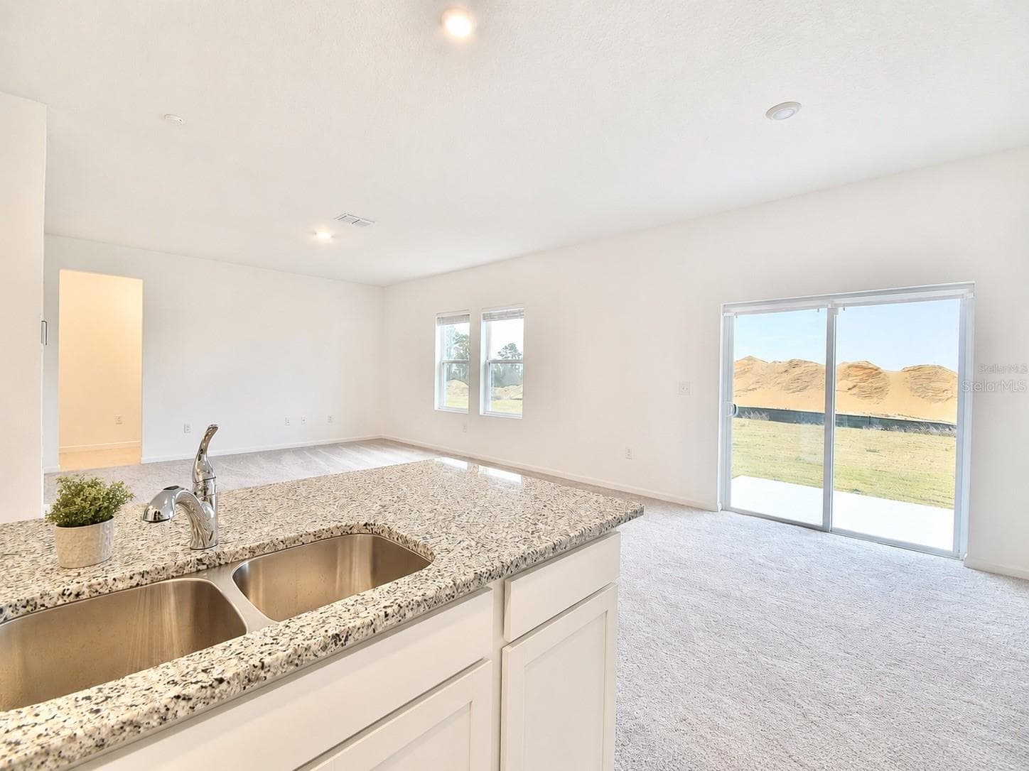 Single Family Residence at 2150 GOLD DUST DR, CLERMONT, photo 8 of 61