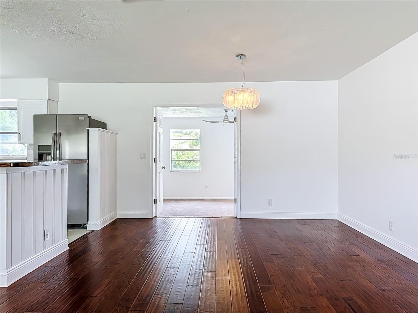 Single Family Residence at 514 W HILDA DR, BRANDON, photo 19 of 51