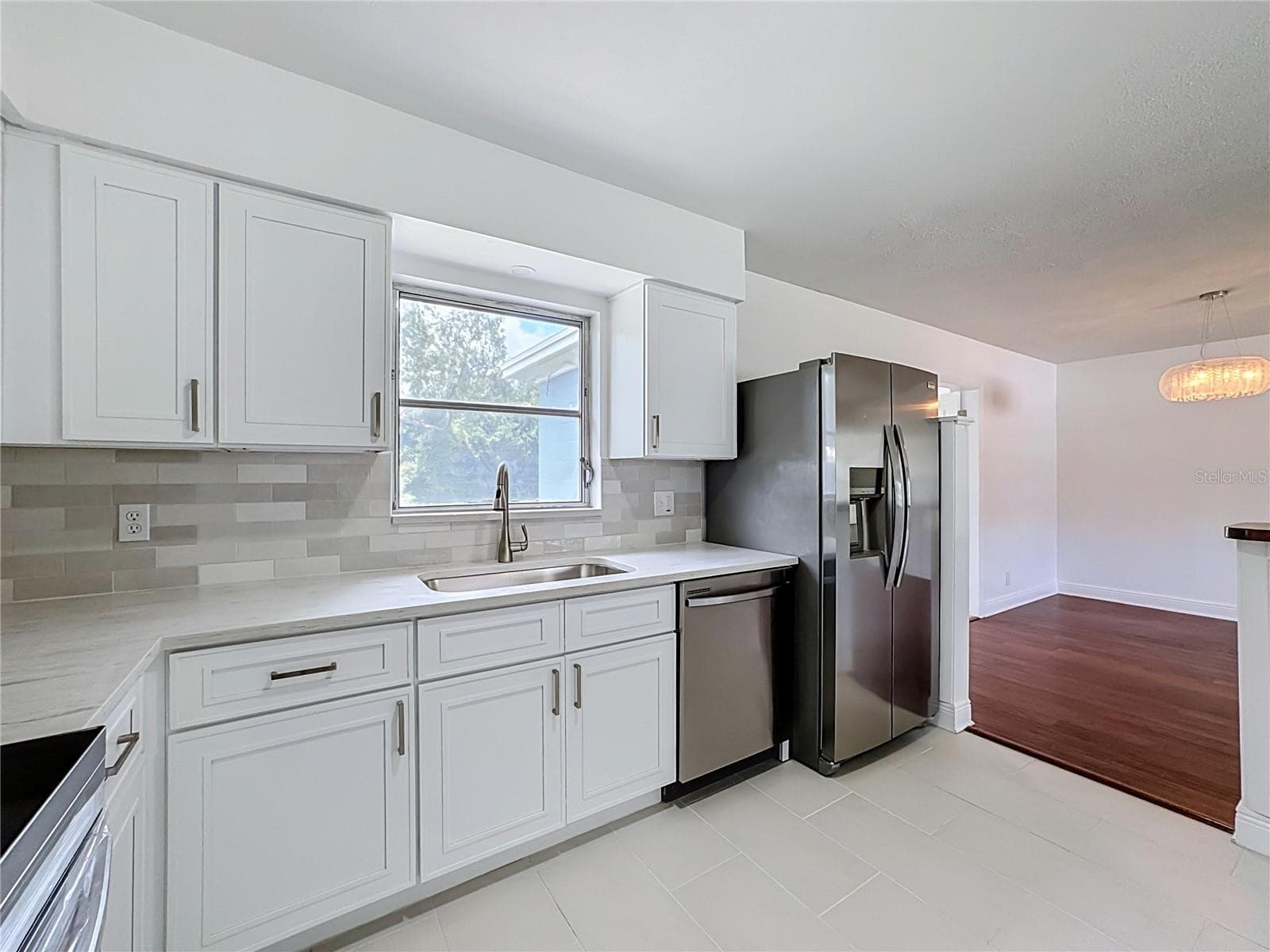 Single Family Residence at 514 W HILDA DR, BRANDON, photo 27 of 51