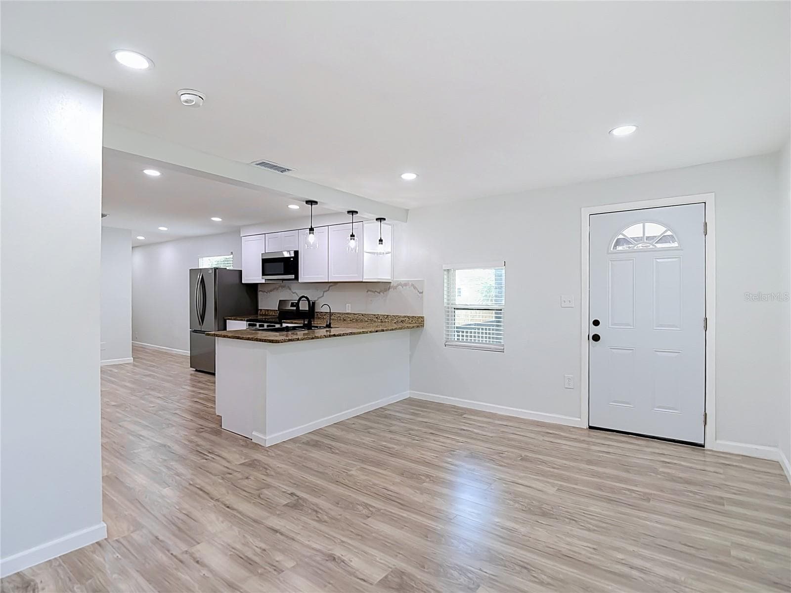 Single Family Residence at 10009 N FLORENCE AVE, TAMPA, photo 11 of 49