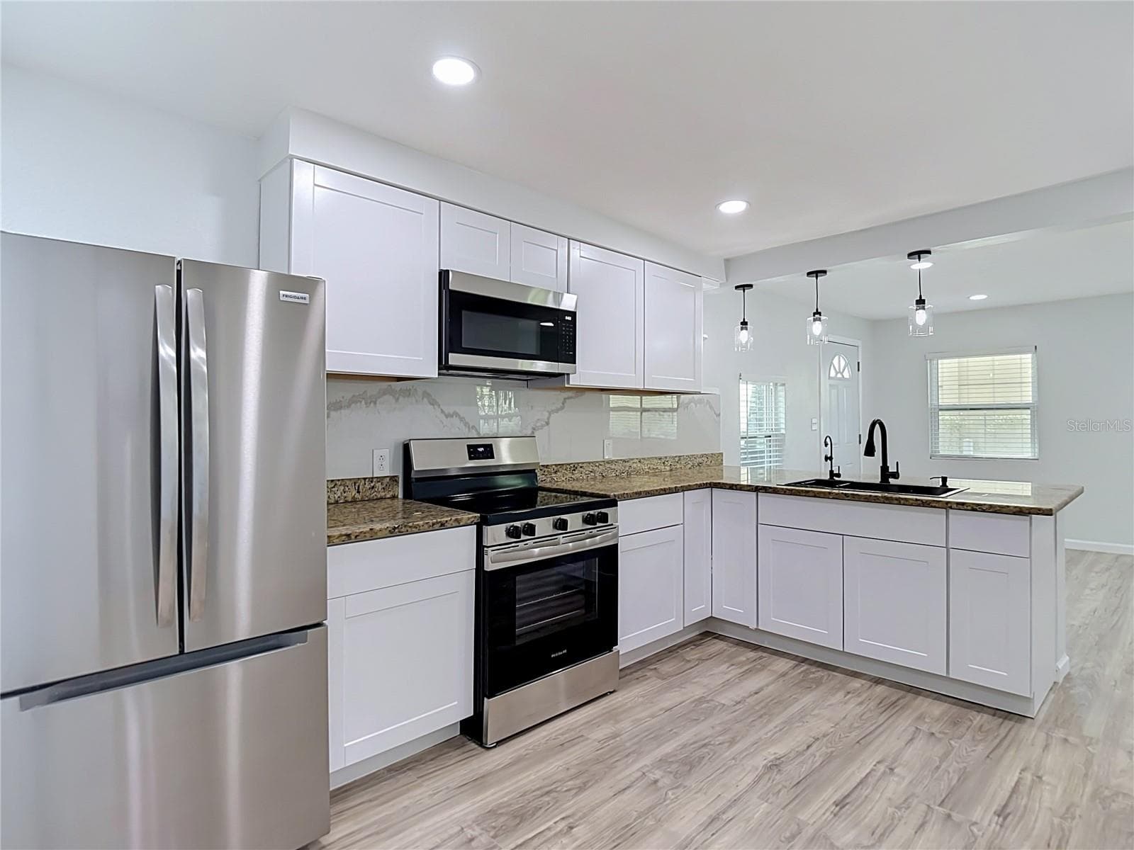 Single Family Residence at 10009 N FLORENCE AVE, TAMPA, photo 18 of 49