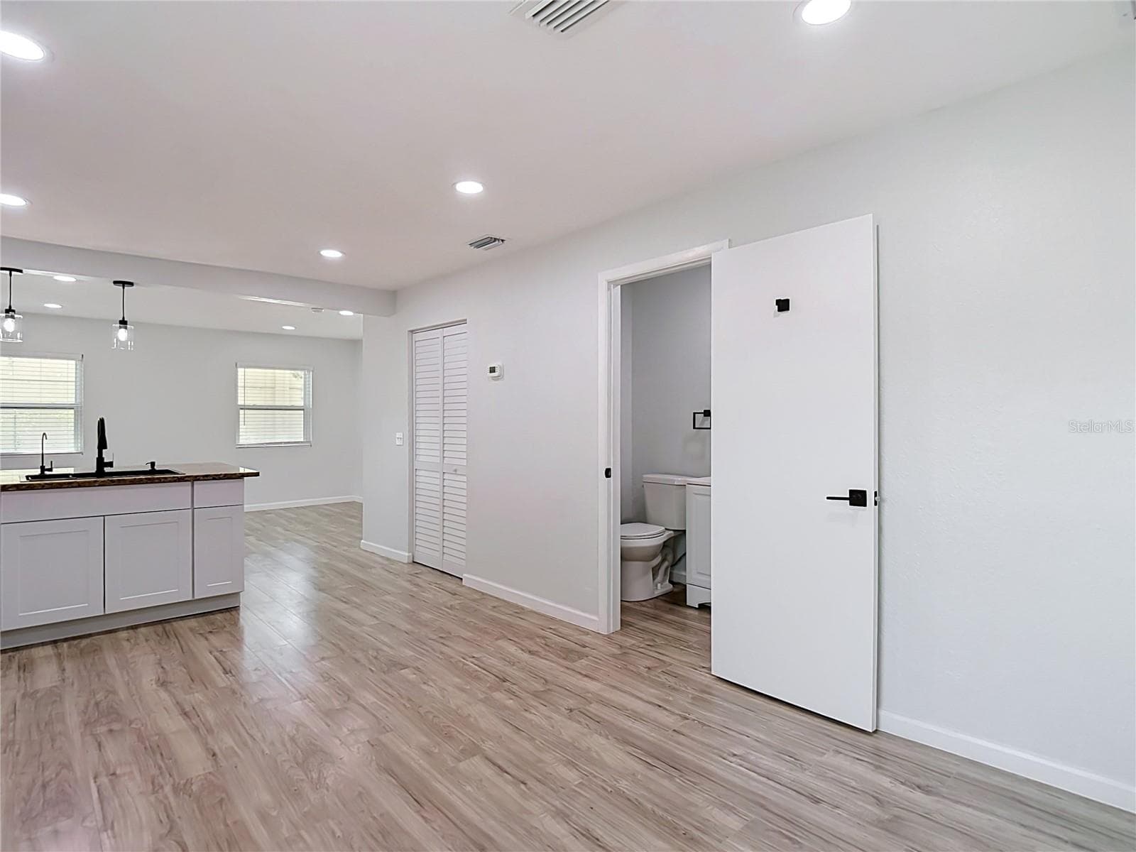 Single Family Residence at 10009 N FLORENCE AVE, TAMPA, photo 20 of 49