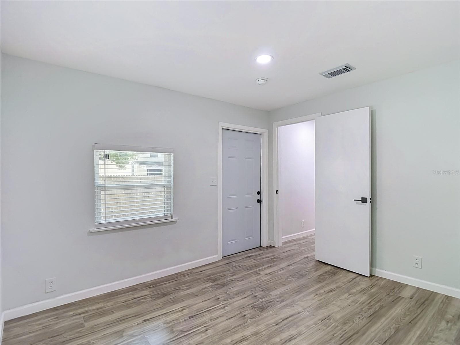 Single Family Residence at 10009 N FLORENCE AVE, TAMPA, photo 33 of 49