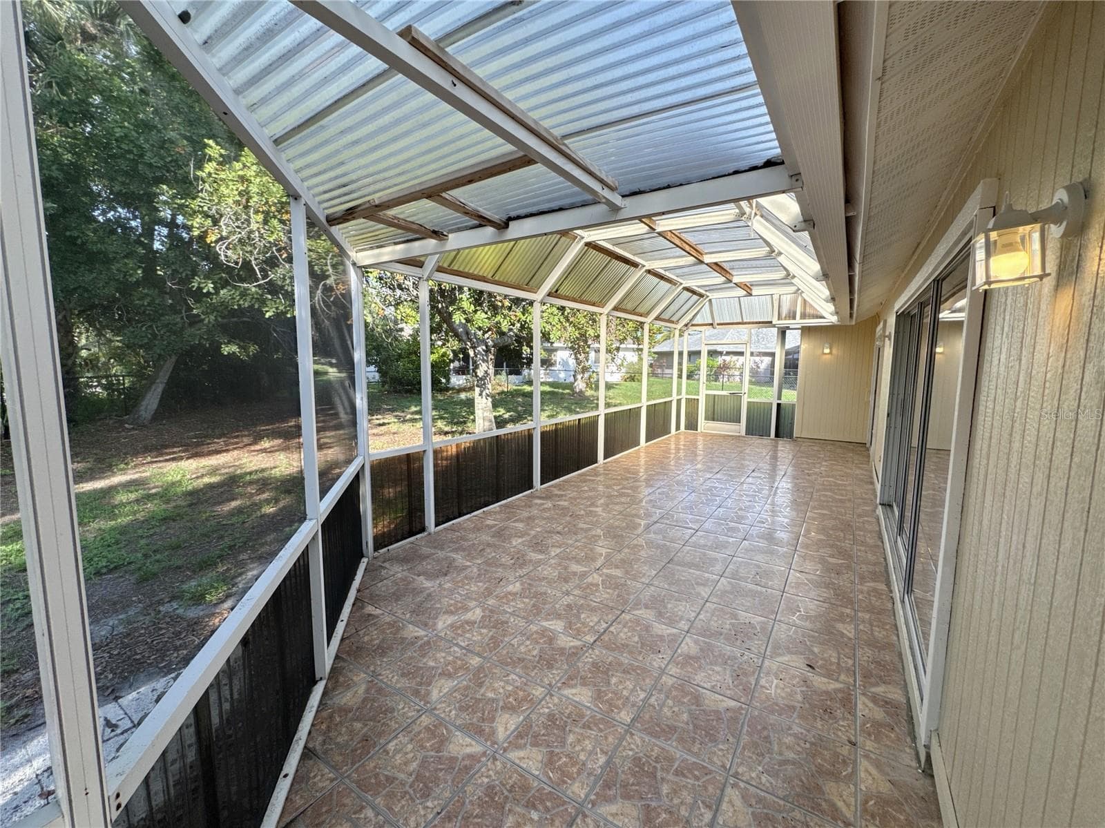 screened lanai - 3174 57TH AVENUE CIR E, BRADENTON