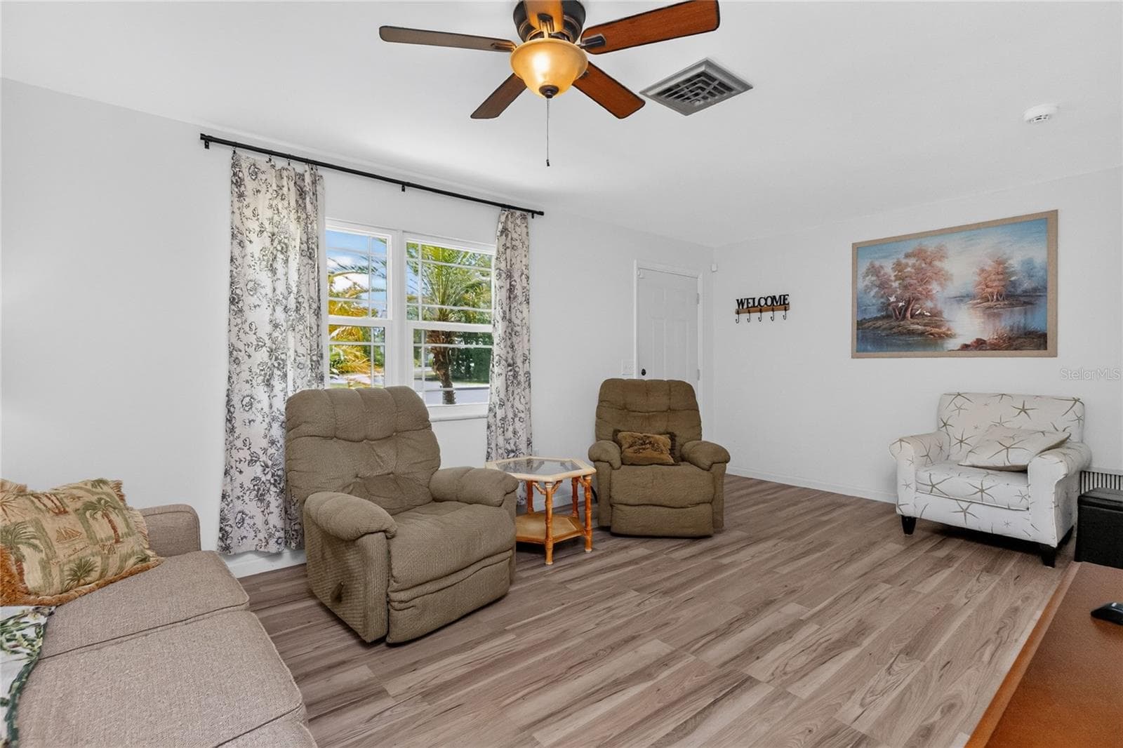 Single Family Residence at 9435 BREWTON AVE, ENGLEWOOD, photo 10 of 61
