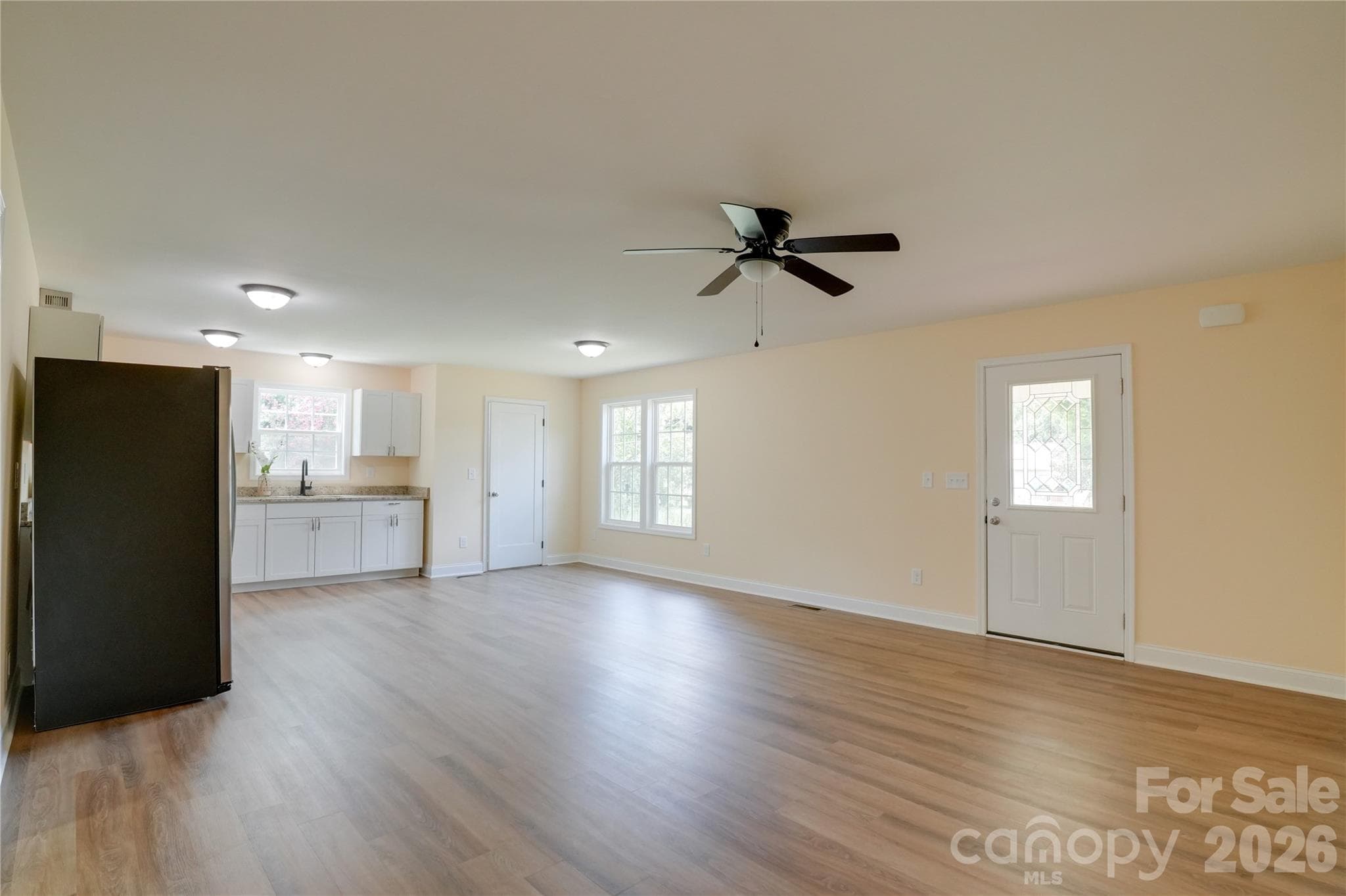 Single Family Residence at 389 Michaels Road, Mocksville, photo 7 of 14